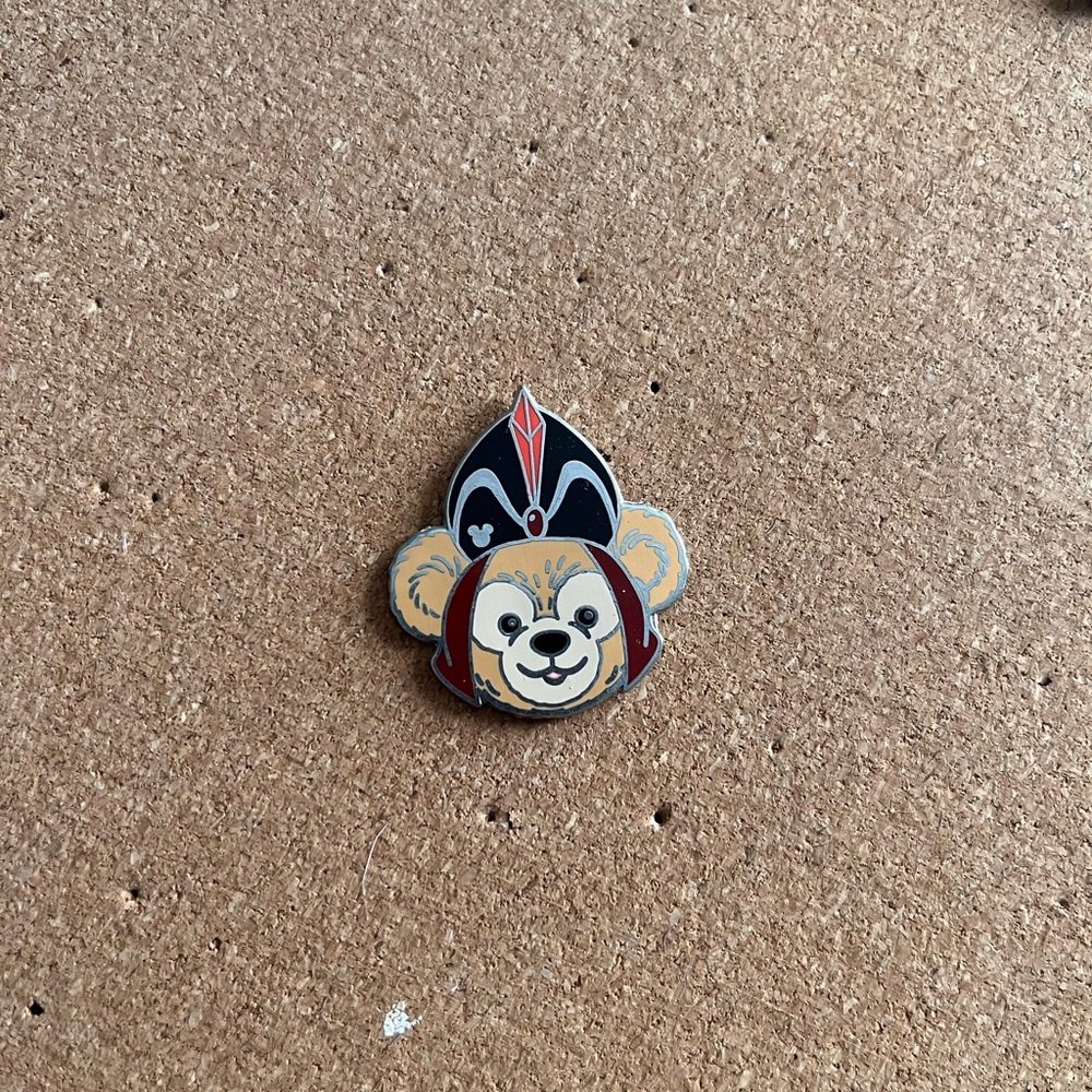 Duffy as Jafar hidden Mickey pin